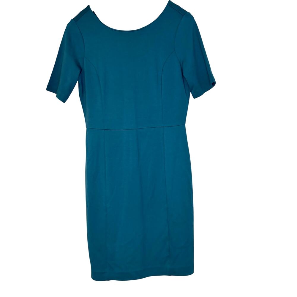 Ann Taylor Factory womens scoop neck short sleeve shift dress. Size 6P. workwear